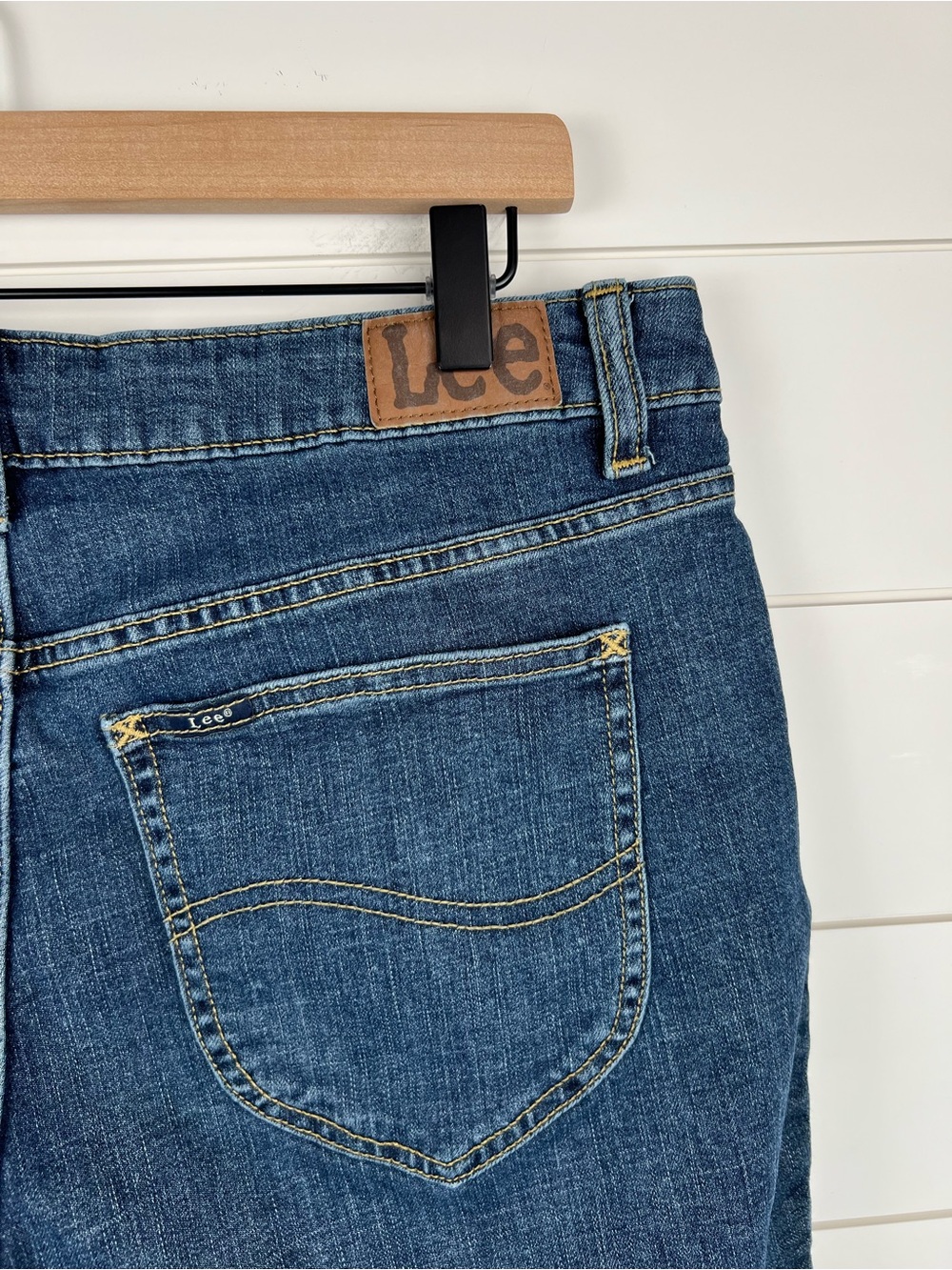 Lee Mid Rise Bermuda Jean Shorts Regular Fit Women's Size 14 Stretch - Picture 5 of 12